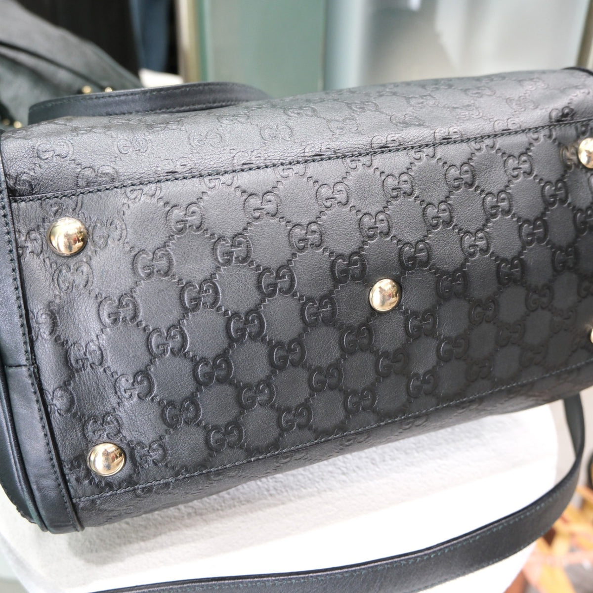 GUCCI Guccissima Leather Interlocking GG Charm Tote
