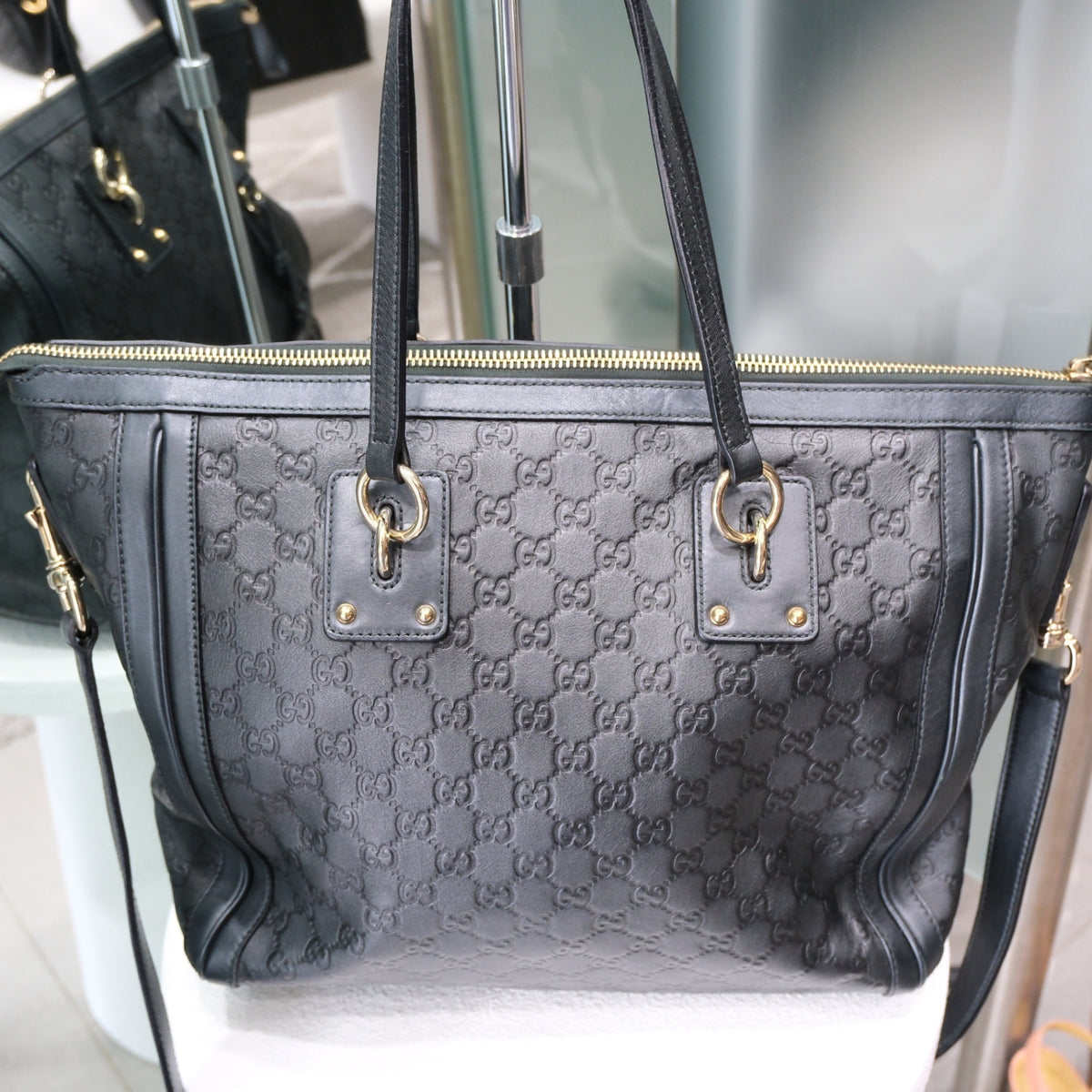 GUCCI Guccissima Leather Interlocking GG Charm Tote