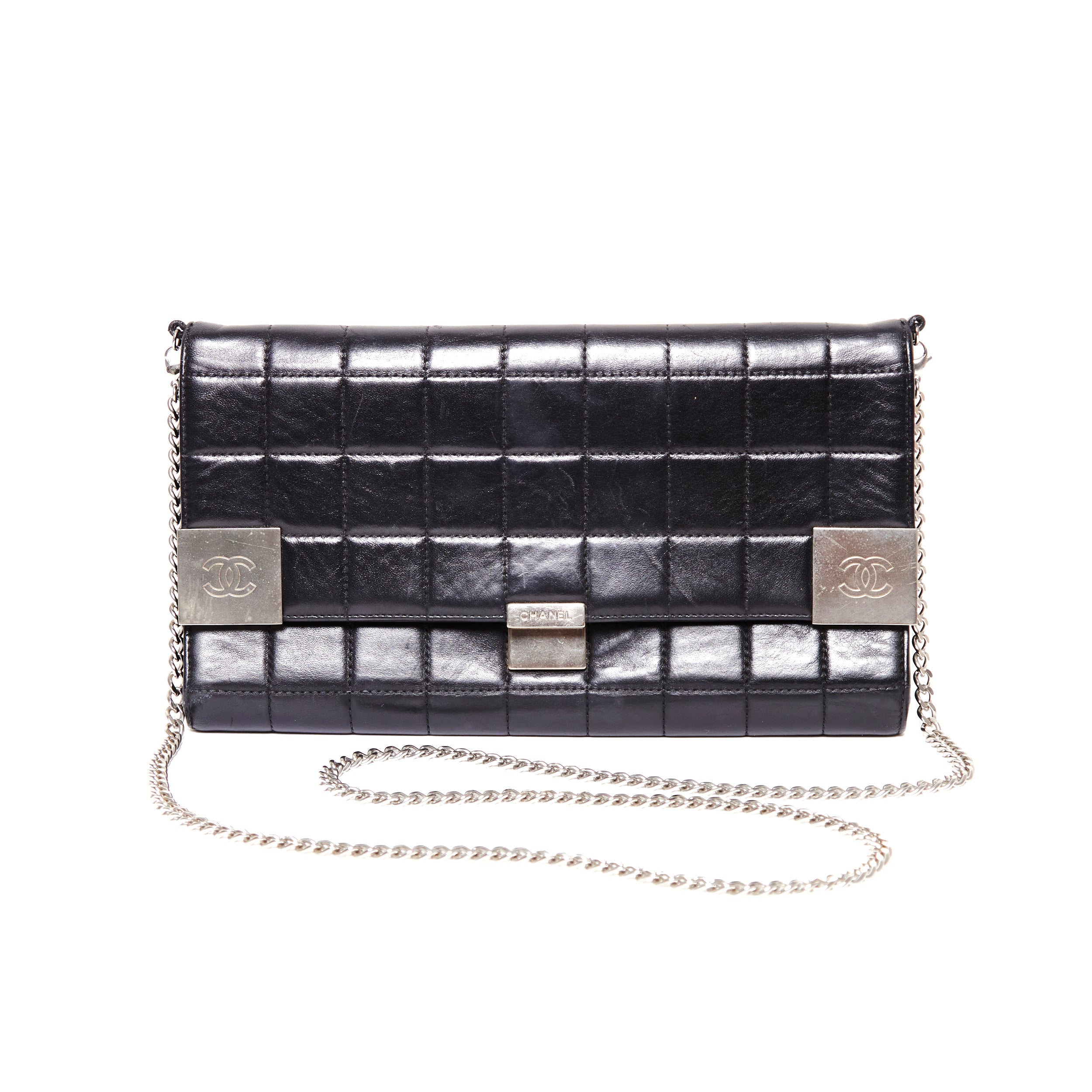 CHANEL – REVIVRE